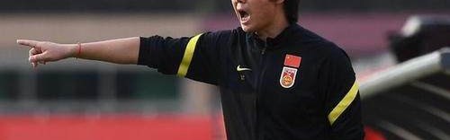 世界杯预选赛下载-沪媒：李铁对战术仍保持信心 高中锋有机会挑大梁