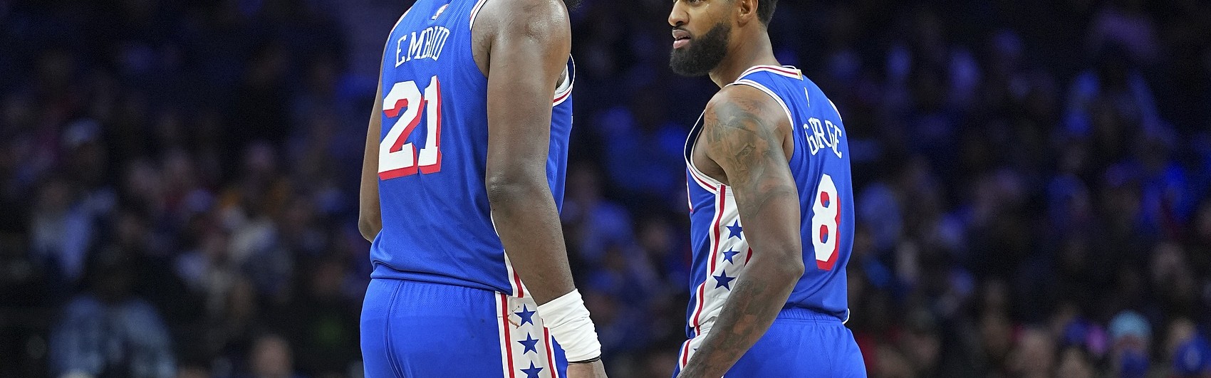 乌布雷：恩比德和乔治回归让整座城市振奋 我们能展现真正的实力